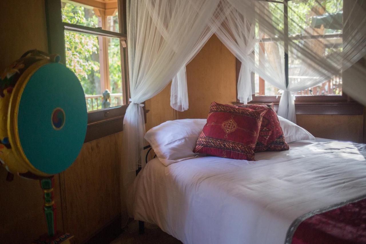 Quiet Mind Lodge, Spa & Retreat Sequoias Kernville Exteriör bild